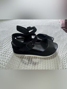 Eileen Fisher beck beck nubuck Black Suede Platform Sandal size 10